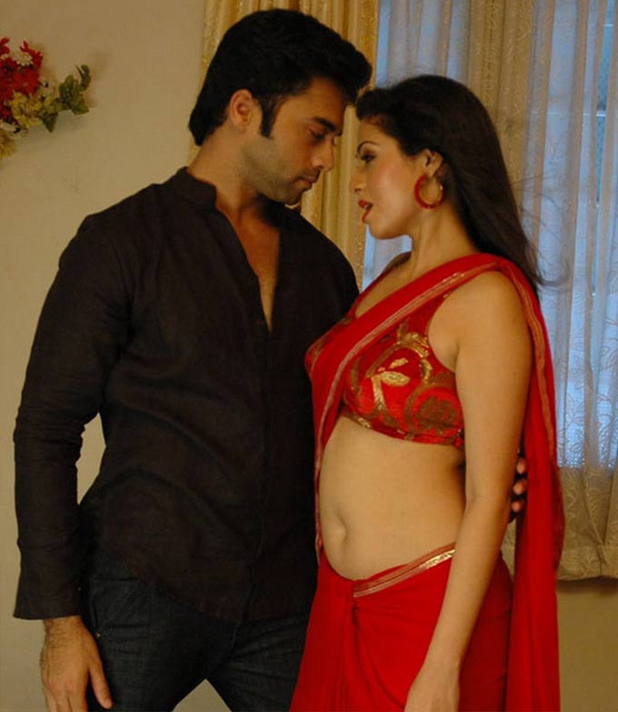 Romantic Movies Malayalam Block...